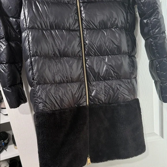 Herno Dark Gray Puffer Coat with Black Fur Trim - Picture 3 of 7
